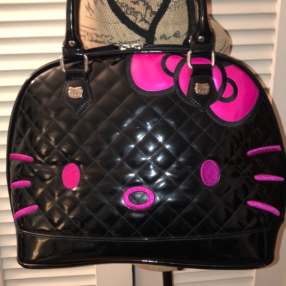 Loungefly Handbags - NWOT - Loungefly Hello Kitty Quilted Bag